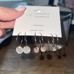 Lauren Conrad earring set